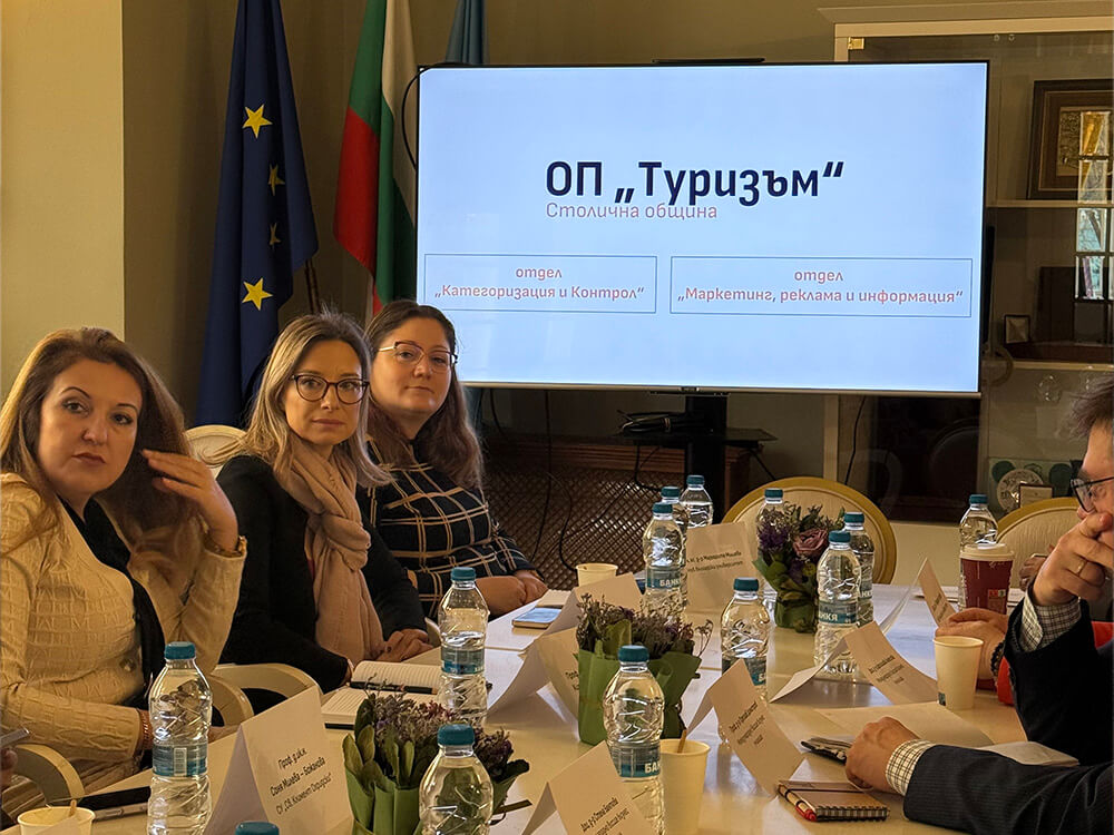 Среща с университети