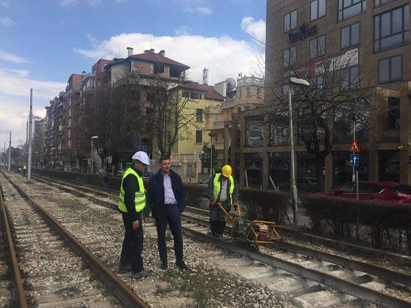 Large-scale repair of the tram line on Tsar Boris III Blvd.