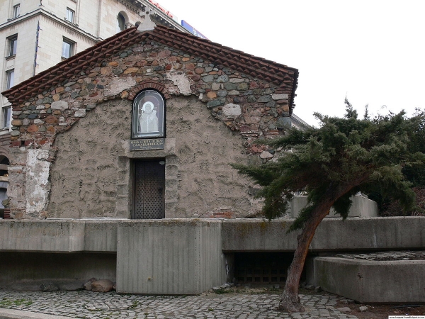 Храм Света Петка Самарджийска