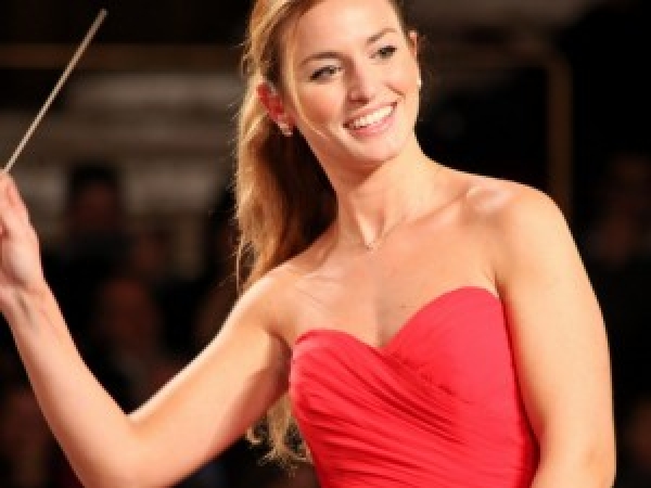 Beatrice Venezi on the stage of Sofia opera